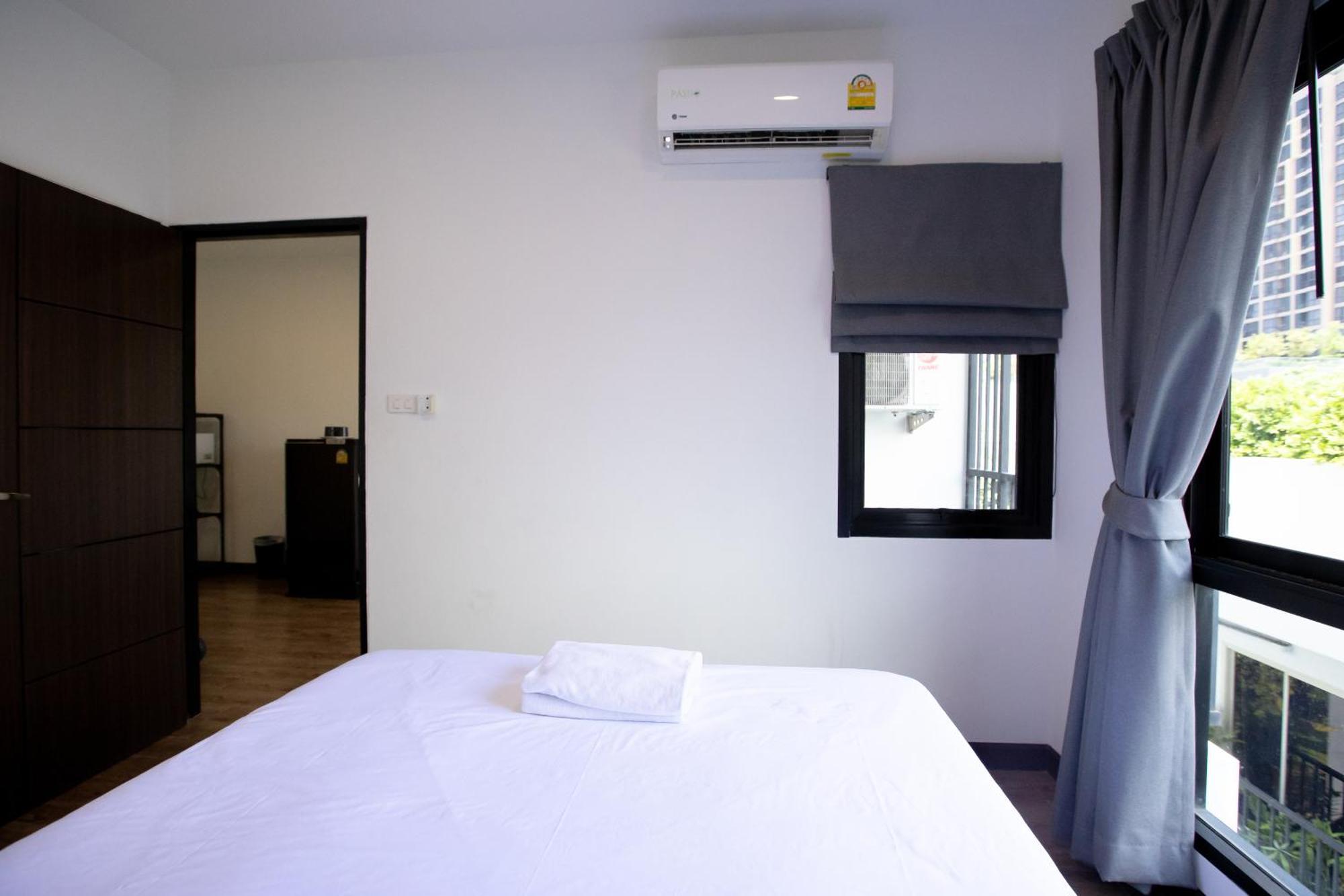 Room 36 Service Apartment Bangkok Ngoại thất bức ảnh